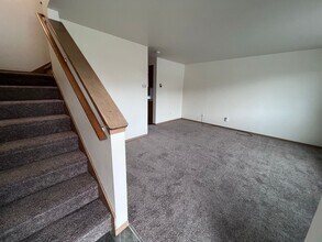 804 Westview Rd-Unit -806 in Sedro Woolley, WA - Building Photo - Building Photo