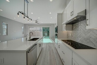 7439 E Conquistadores Dr in Scottsdale, AZ - Building Photo - Building Photo
