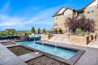 Arvada Station Apartments in Wheat Ridge, CO - Foto de edificio - Building Photo