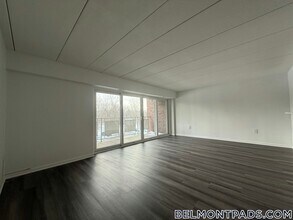 49 Hill Rd, Unit 35 in Belmont, MA - Building Photo - Building Photo