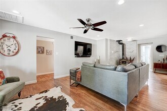 1403 S 9th St in Las Vegas, NV - Building Photo - Building Photo