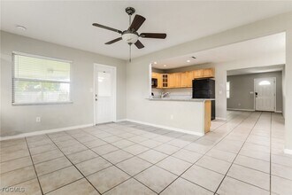 382 Sunnyside Dr in Venice, FL - Building Photo - Building Photo