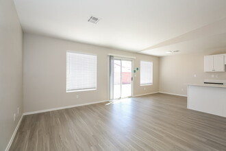 3005 Fern Crest Ave in North Las Vegas, NV - Building Photo - Building Photo