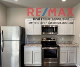 128 Sunland Dr in Beebe, AR - Building Photo - Building Photo