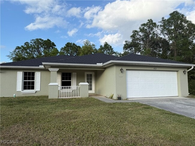 431 Broadmoor St in Lehigh Acres, FL - Building Photo - Building Photo