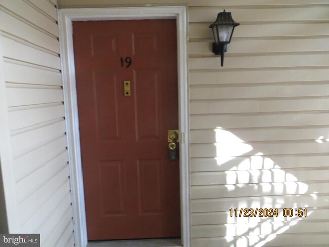 property at 19 Joyner Ct