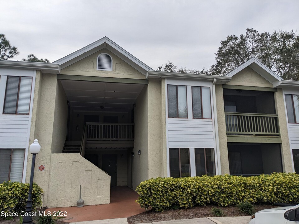 3570 Sable Palm Ln in Titusville, FL - Building Photo