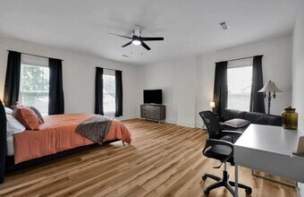 521 E Water St in Mount Vernon, IN - Building Photo - Building Photo