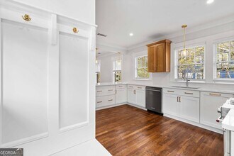 795 St Charles Ave NE in Atlanta, GA - Building Photo - Building Photo