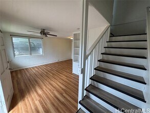3630 Maunalei Ave in Honolulu, HI - Building Photo - Building Photo