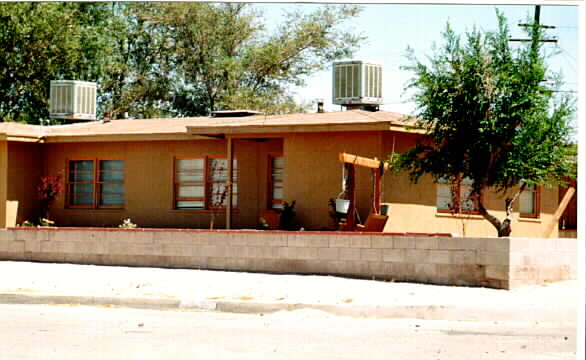 25659 Anderson Ave in Barstow, CA - Foto de edificio - Building Photo