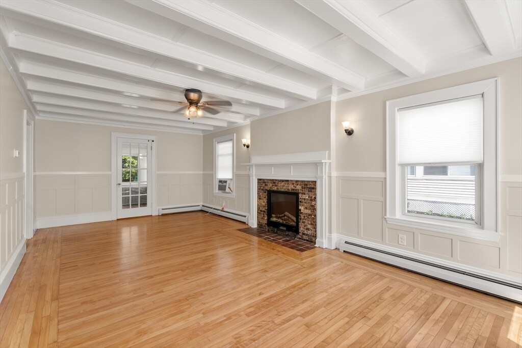 90 Central St in Ashland, MA - Building Photo