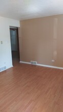 8283 W 16th Pl in Denver, CO - Foto de edificio - Building Photo
