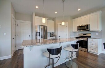 7306 S 11th St in Ridgefield, WA - Building Photo - Building Photo
