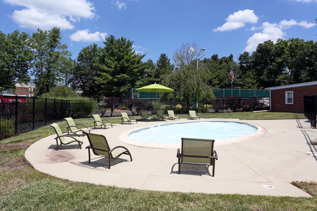 Hatfield Village Apartments in Hatfield, PA