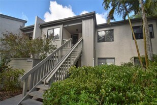 1508 Pelican Cove Rd, Unit GR233 in Sarasota, FL - Building Photo