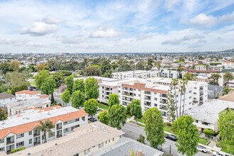 Ocean Aire Imperial in Long Beach, CA - Building Photo - Building Photo