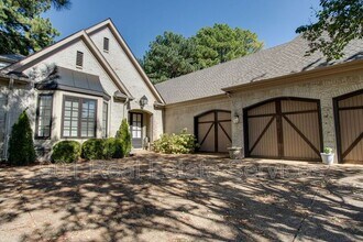 3181 Cheval Dr in Memphis, TN - Building Photo - Building Photo