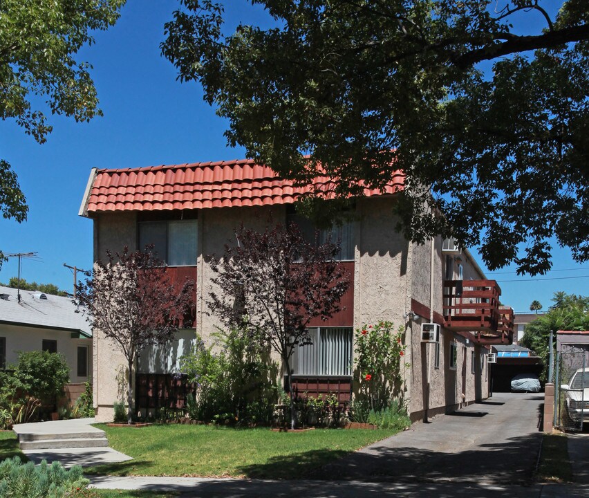 1033 Ruberta Ave in Glendale, CA - Building Photo