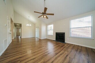 6732 Woodsmoke Way in Fort Worth, TX - Building Photo - Building Photo