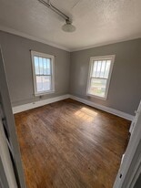 608 Wellington St in Waterloo, IA - Building Photo