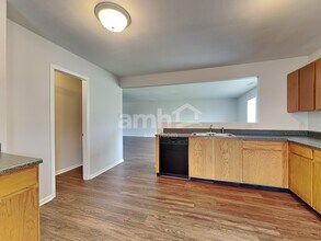 2373 Blackthorn Dr in Franklin, IN - Building Photo - Building Photo