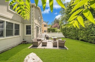 696 Ridgeway in White Plains, NY - Building Photo - Building Photo