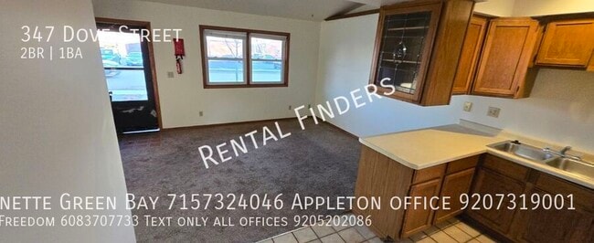 347 Dove St in Oshkosh, WI - Building Photo - Building Photo