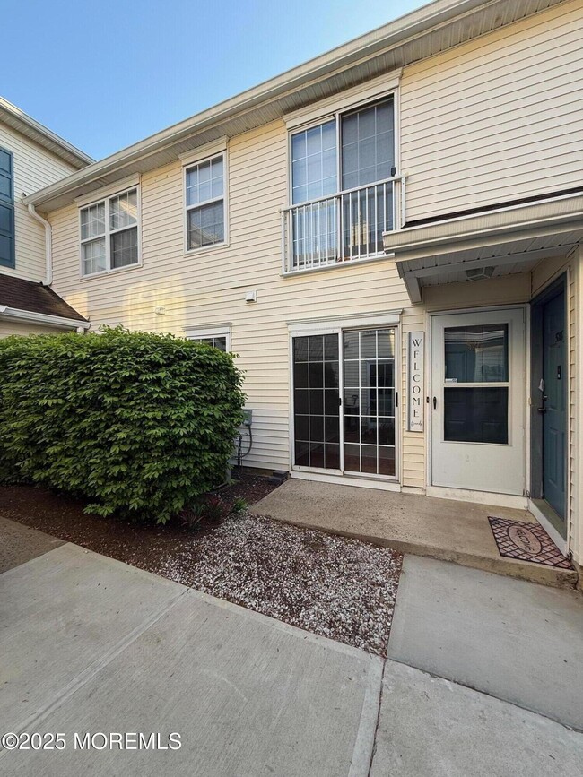 property at 526 Tivoli Ct