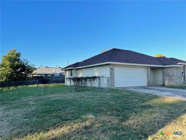 2301 Timberline Dr in Killeen, TX - Building Photo - Building Photo