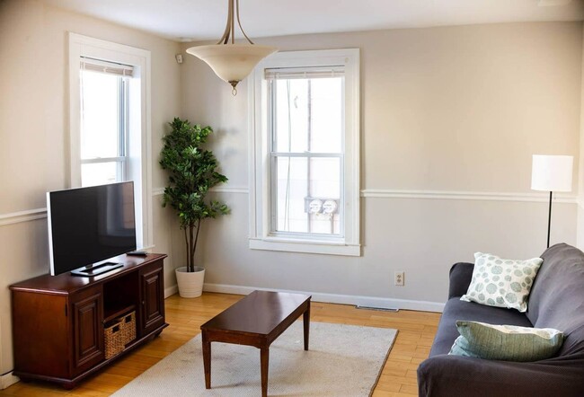 30 Henry St in New Haven, CT - Building Photo - Building Photo
