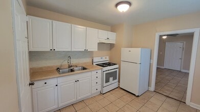 2829 English Ave in Columbia, SC - Foto de edificio - Building Photo