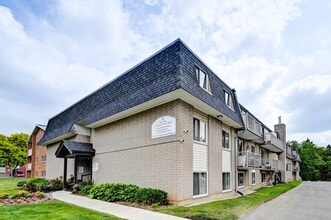 Snyder Avenue Apartments in Woolwich, ON - Building Photo - Building Photo