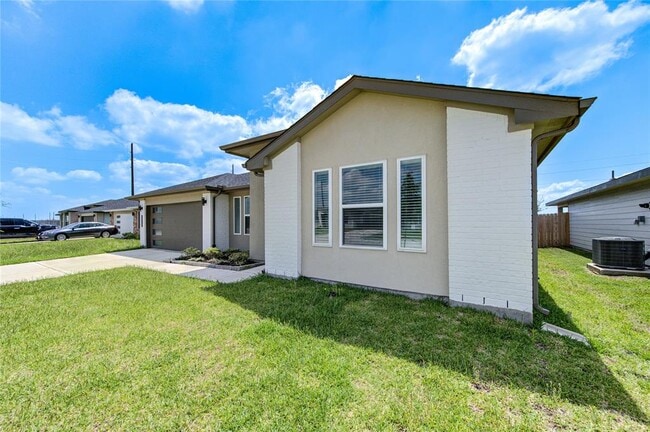7322 Marina Hts Wy in Richmond, TX - Building Photo - Building Photo