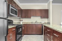 Building Photo - Camden Belleview Station Apartamentos in Denver, Colorado