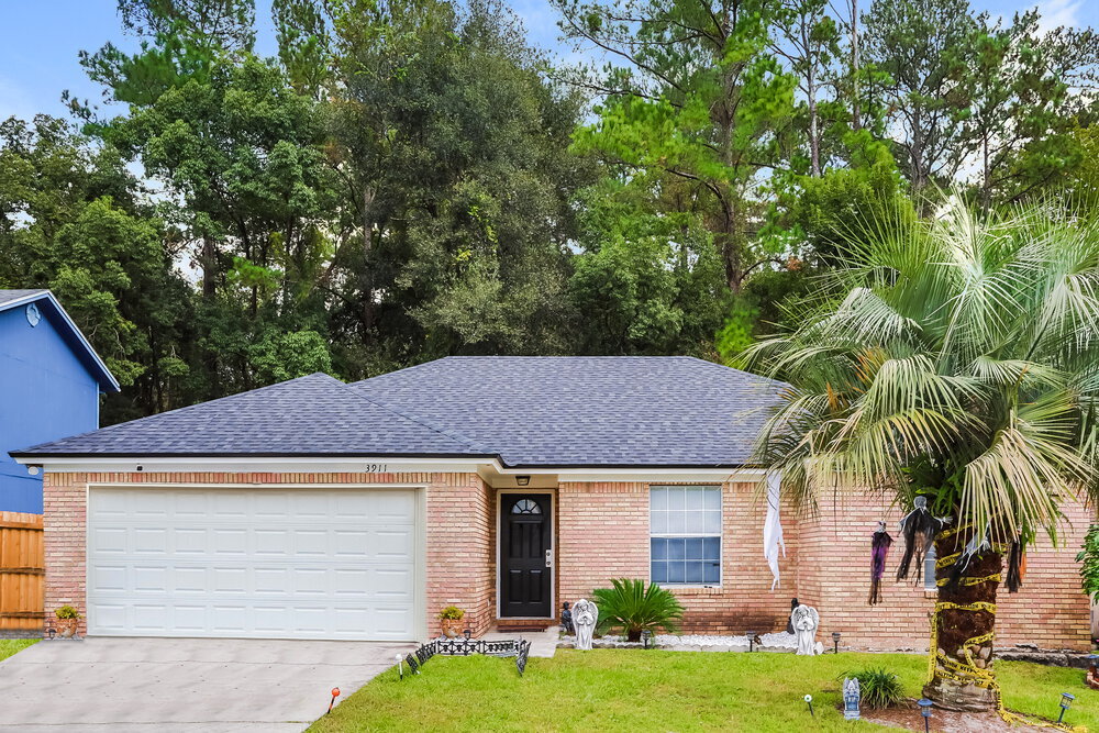 3911 Victoria Landing Dr N in Jacksonville, FL - Building Photo