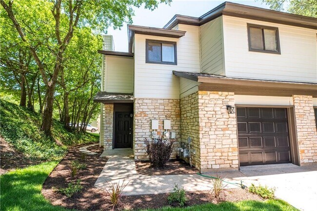 property at 9000 Mountain Ridge Dr