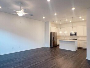 2212 Adena Spgs Dr in Allen, TX - Building Photo - Building Photo
