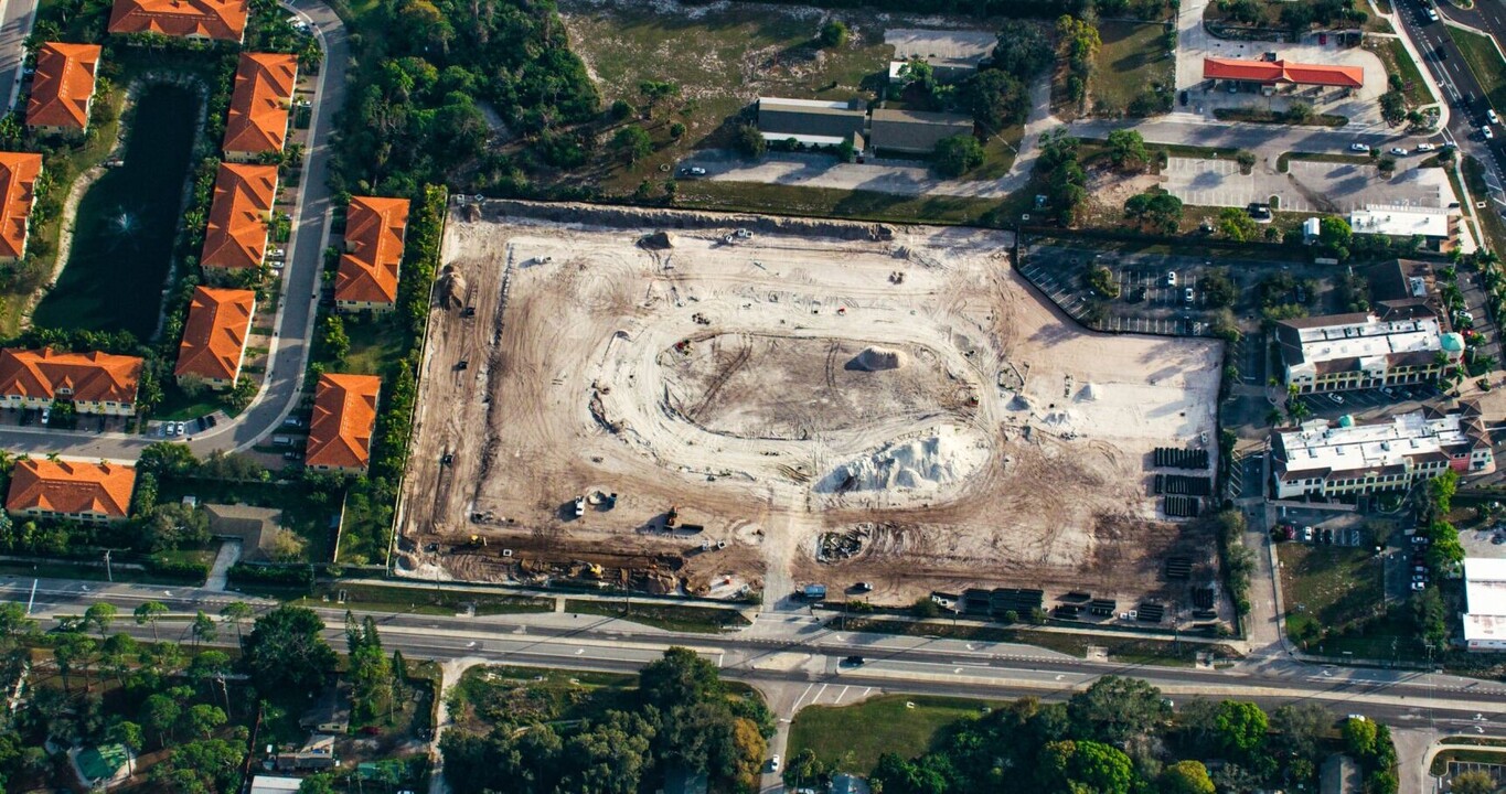 Alton Osprey in Osprey, FL - Building Photo