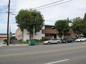 10327 Downey Ave Apartments