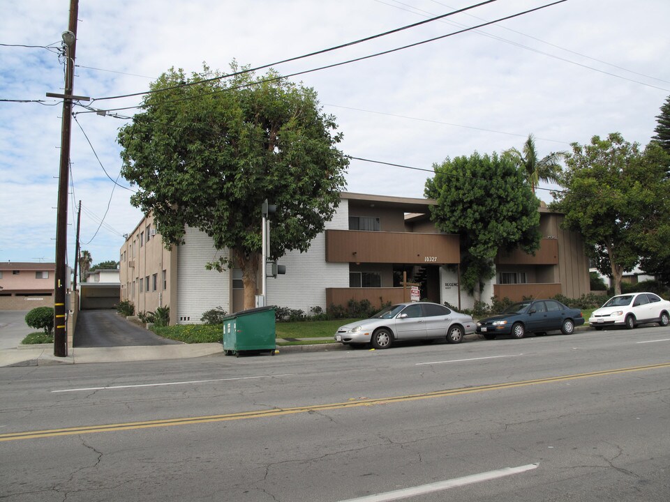 10327 Downey Ave in Downey, CA - Building Photo