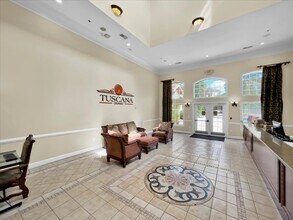 1301 Tuscan Terrace, Unit 9303 in Kissimmee, FL - Foto de edificio - Building Photo