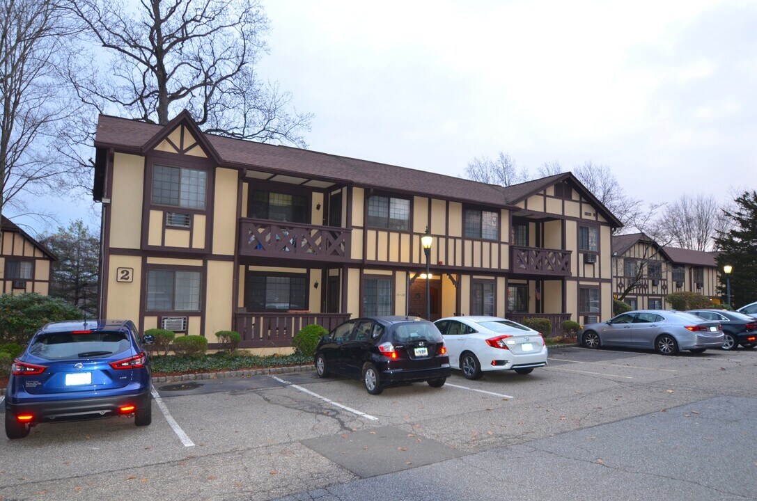 125 Warner Hill Rd in Stratford, CT - Building Photo