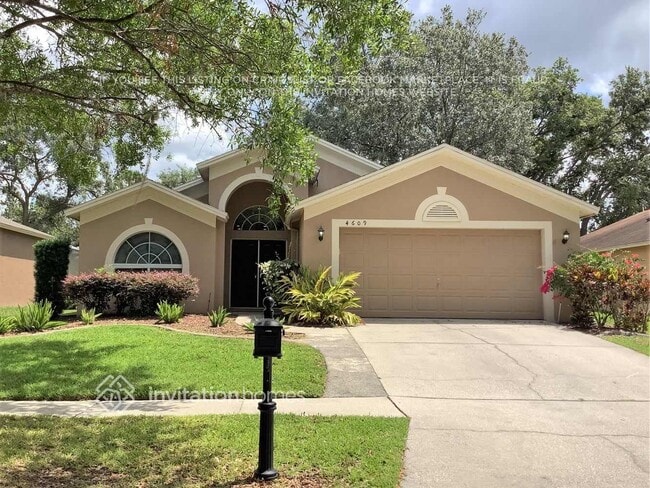 property at 4609 Portobello Cir