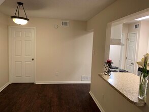 1200 Tyra Ln, Unit A in Fort Worth, TX - Building Photo - Building Photo