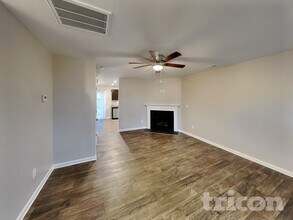 2688 Mcintosh St in Dallas, NC - Foto de edificio - Building Photo