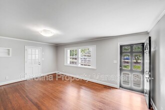 2417 Laburnum Ave in Charlotte, NC - Building Photo - Building Photo