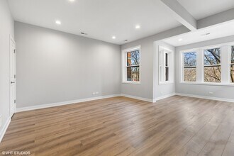 1940 N Humboldt Blvd in Chicago, IL - Building Photo - Building Photo