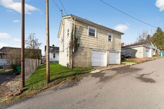 604 Hart St in Clarksburg, WV - Building Photo - Building Photo