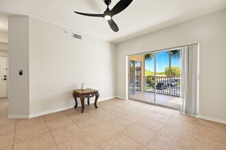 6401 Aragon Way in Ft. Myers, FL - Building Photo - Building Photo